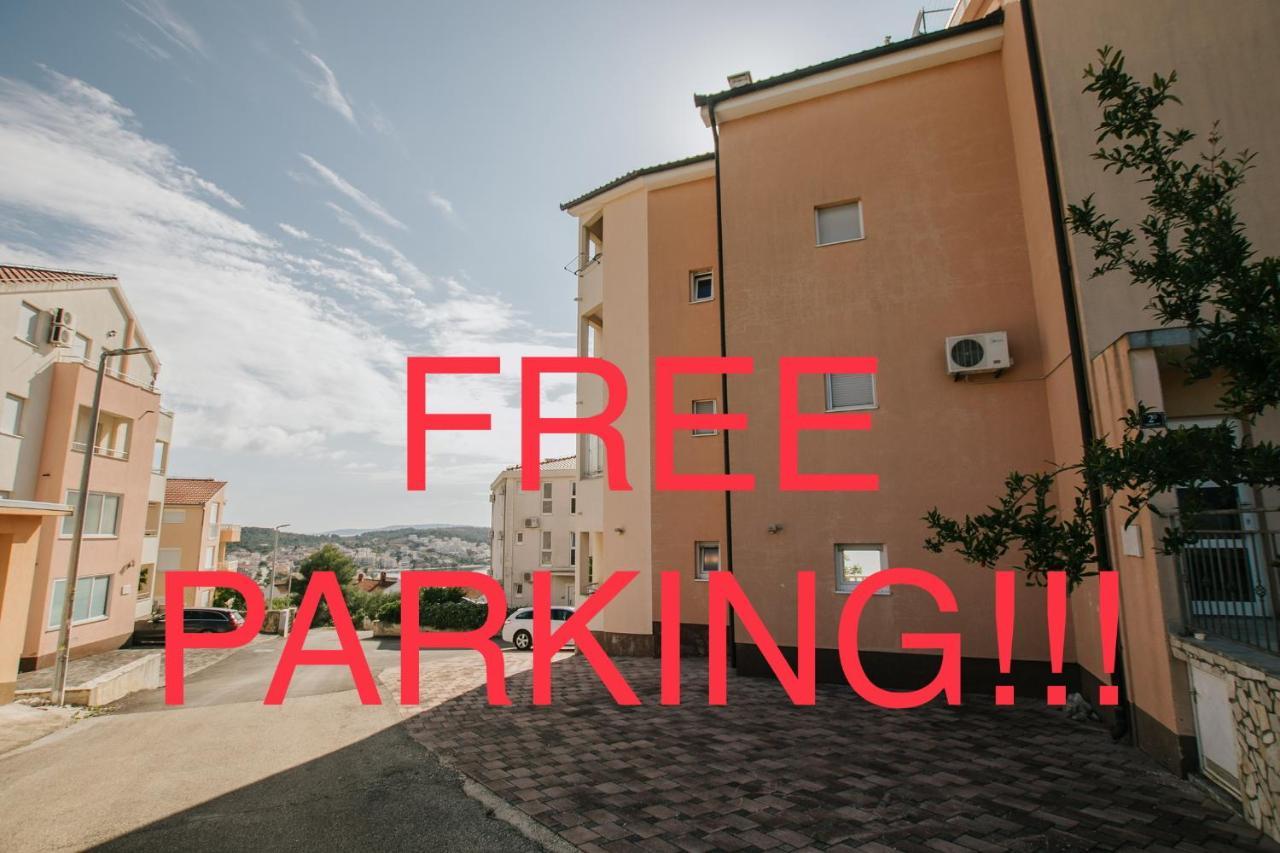 شقة Apartman Sunny تروغير المظهر الخارجي الصورة